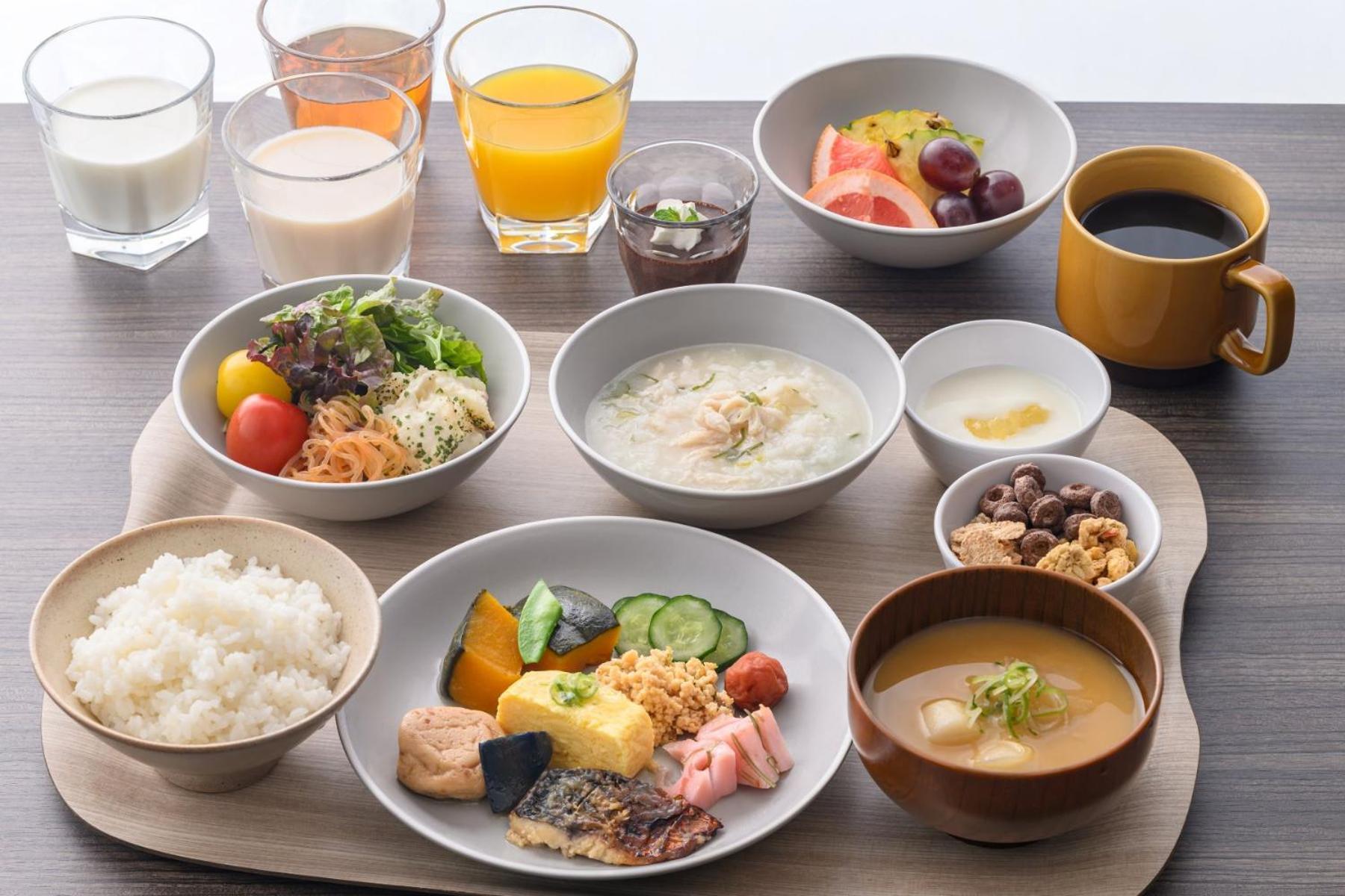 Via Inn Umeda Осака Екстер'єр фото